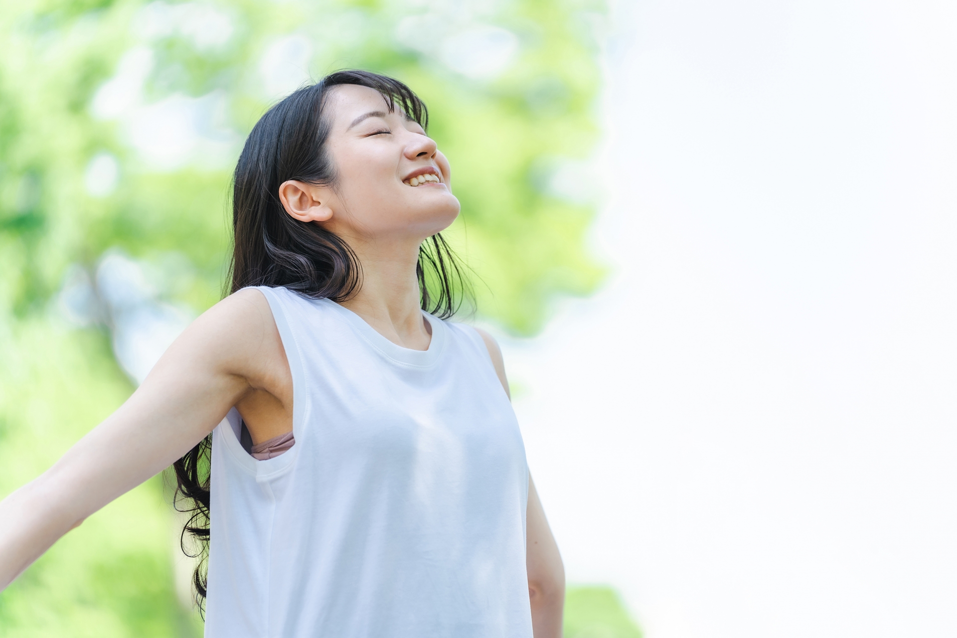 浴衣姿の女性イメージ